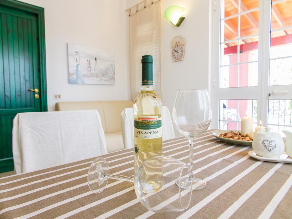 Gelso Bianco Apartments كامبوفيليتْشّي دي روتْشّي المظهر الخارجي الصورة