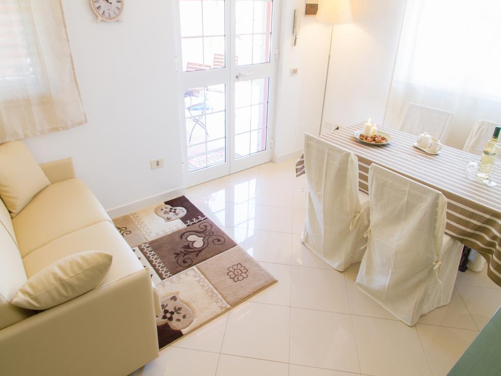 Gelso Bianco Apartments كامبوفيليتْشّي دي روتْشّي المظهر الخارجي الصورة