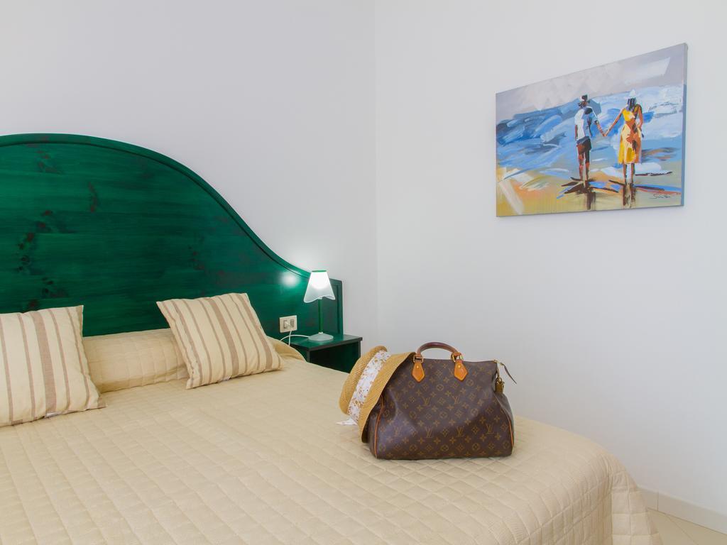 Gelso Bianco Apartments كامبوفيليتْشّي دي روتْشّي المظهر الخارجي الصورة
