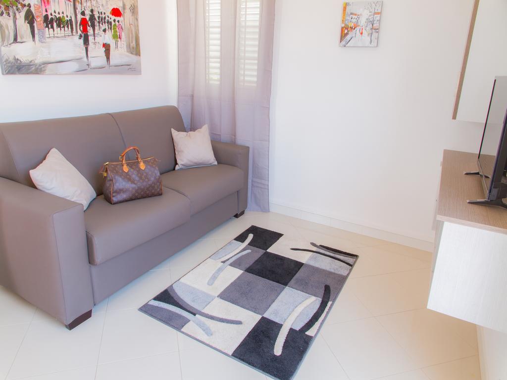 Gelso Bianco Apartments كامبوفيليتْشّي دي روتْشّي المظهر الخارجي الصورة